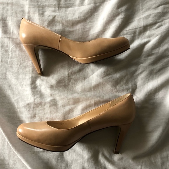 Cole Haan heels - Picture 1 of 5